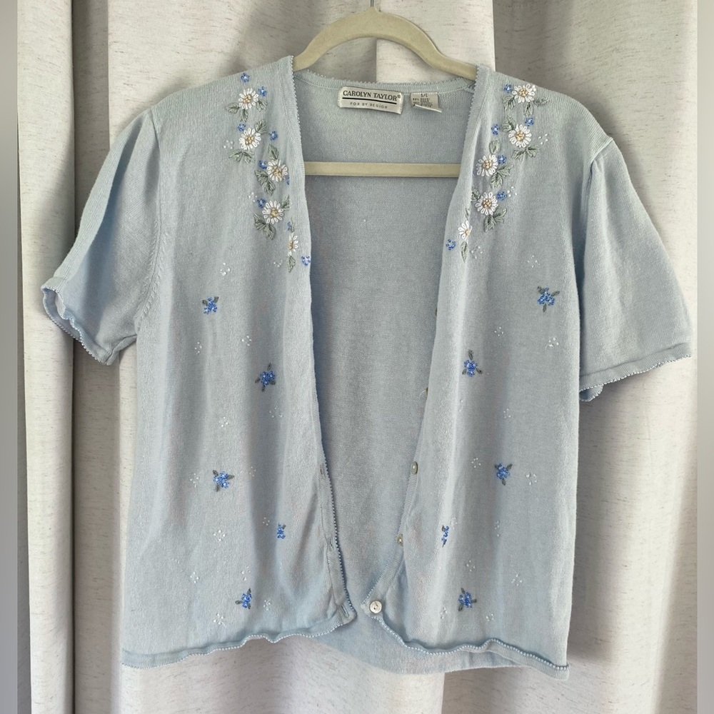 Carolyn Taylor Preppy 90’s Embroidered Floral Breathable Button Spring Cardigan - Picture 5 of 13
